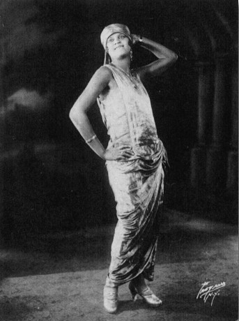 Viola McCOY